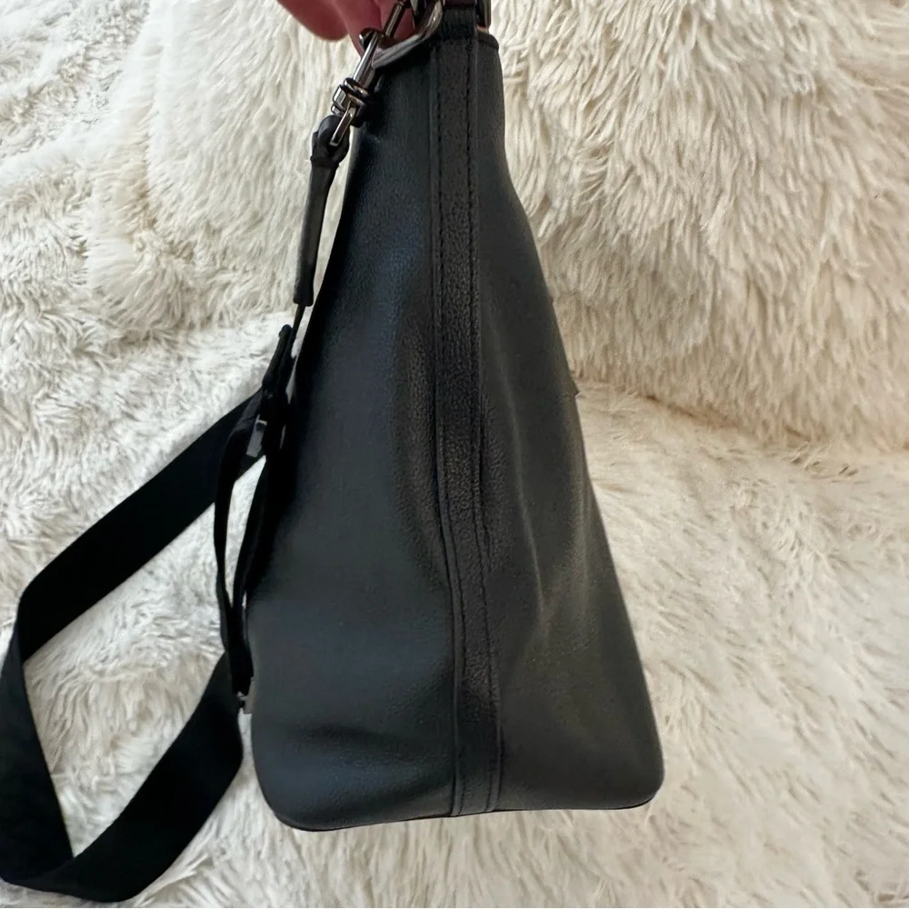Rebecca Minkoff Regan Black Pebbled Leather Bucket Crossbody Shoulder Bag